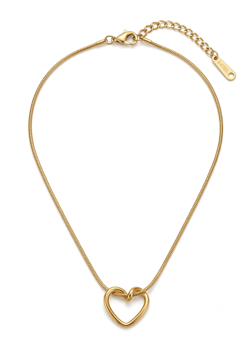 Minimal Heart Pendant Necklace